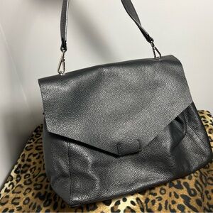 Loristella Leather Handbag